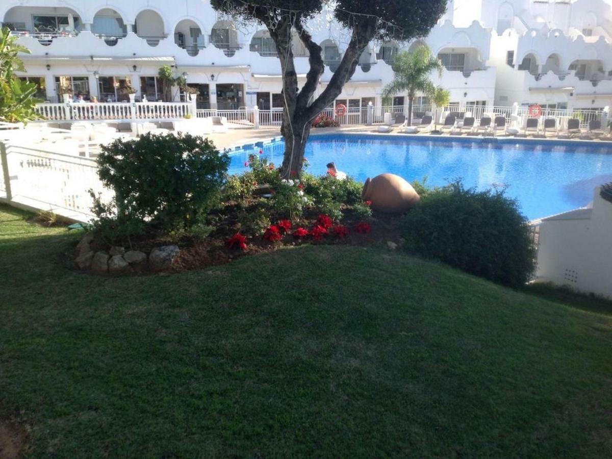 Casa Soleada - Beautiful Villa, Corner By Pools, Facilities,full Kitchen, 3 Terraces, Internet Ferienhaus
